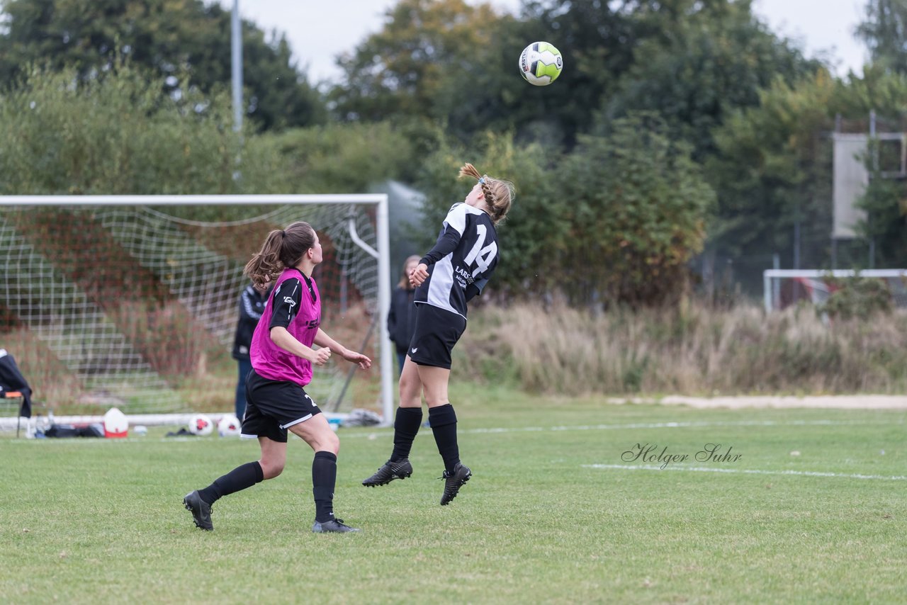 Bild 284 - Frauen Grossenasper SV - SV Steinhorst/Labenz : Ergebnis: 1:3